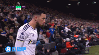 中国移动咪咕首部短道速滑题材微短剧《冰上双子星》哈尔滨开机