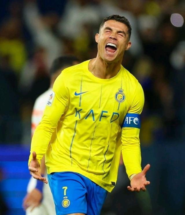 中超或将迎来解散潮，记者曝严重欠薪隐忧，梅州客家有望成最大赢家