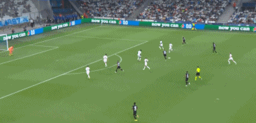 迪纳塔莱：斯帕莱蒂的进攻体系让前锋受益，相信球迷会喜欢他