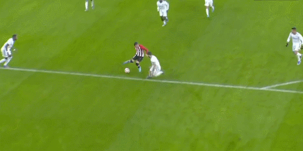 总决赛重演北京丢扳平三分惜败广厦 胡金秋9中8翟晓川被肘击脸部