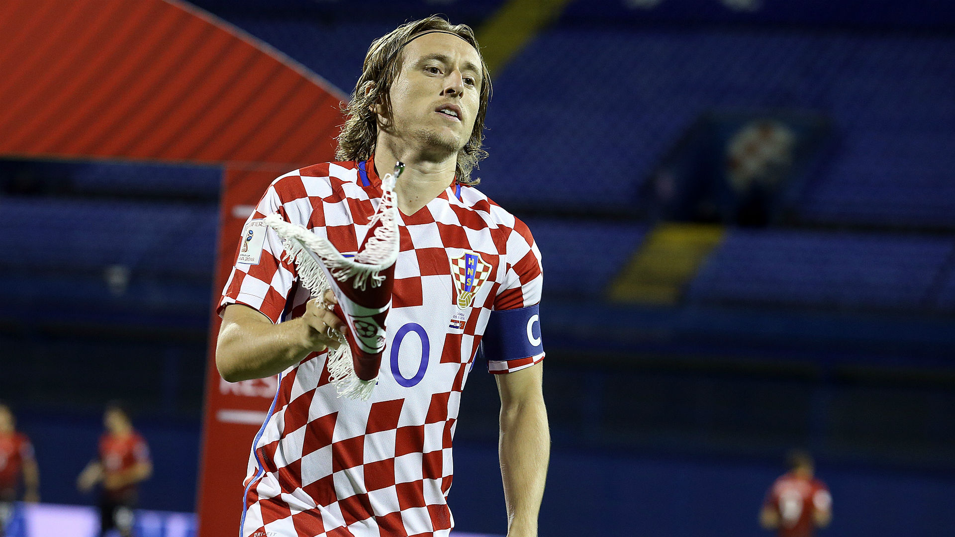 WCBA综述：四川&广东&武汉三连胜 邹广凤关键抢断助山东险胜江苏