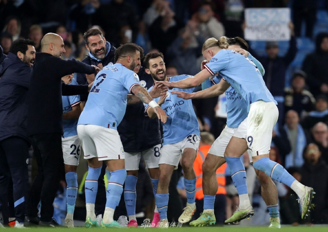 记者：迈阿密国际租借的前锋阿连德已被推荐给河床